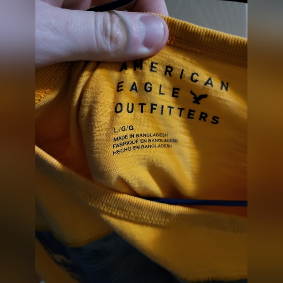Large American Eagle T-shirt - Picture 2 of 2